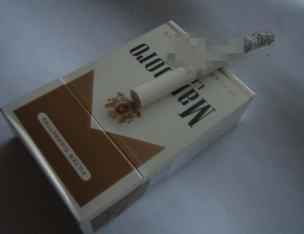 大红鹰香烟价格表和图片大全，揭秘这款经典香烟的魅力所在